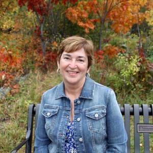 Meet your Posher, Louise